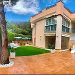 Jardines De Lunamar
